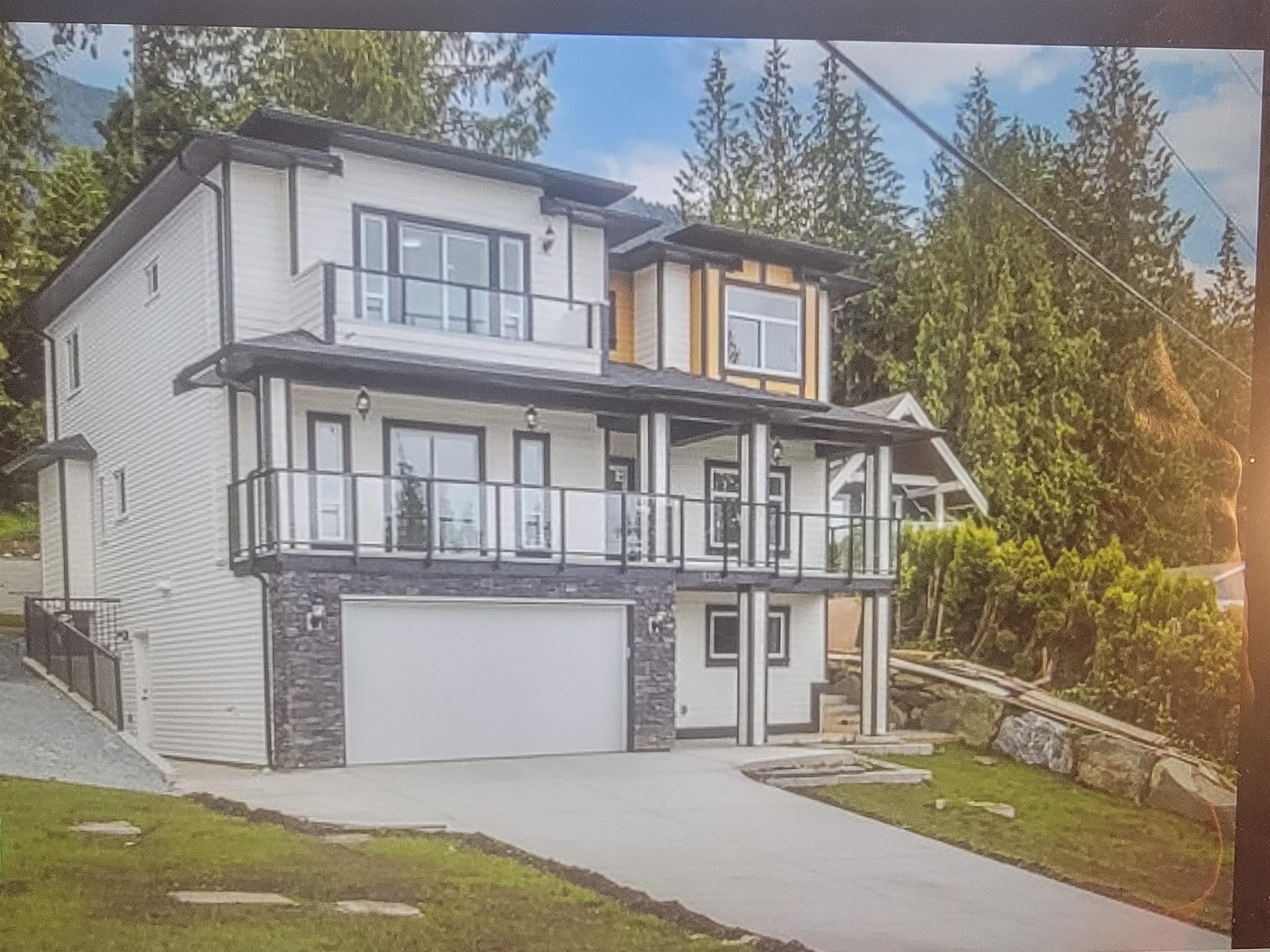 New property listed in Eastern Hillsides, Chilliwack